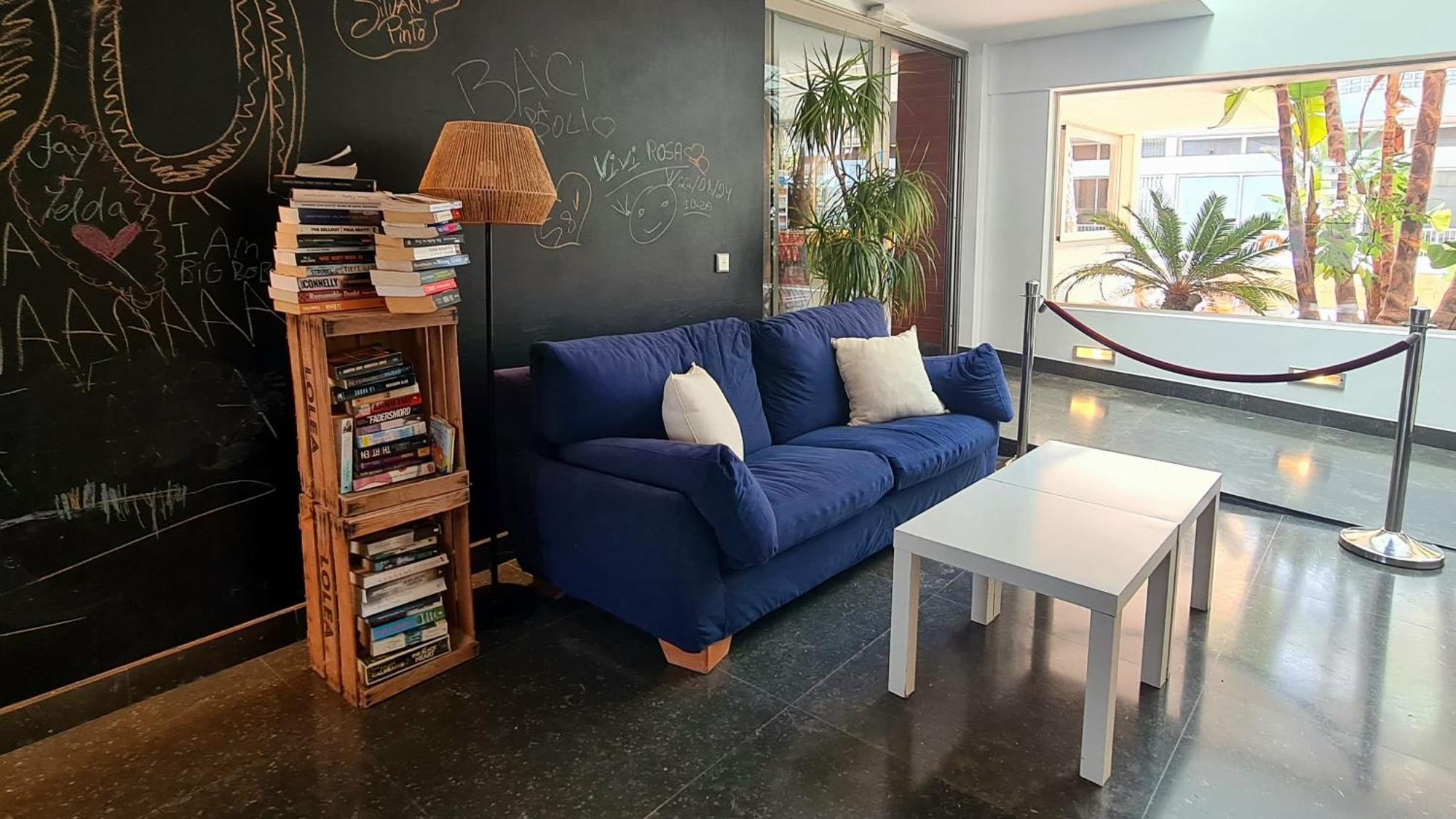 Apartamentos Llobet Ibiza Dış mekan fotoğraf